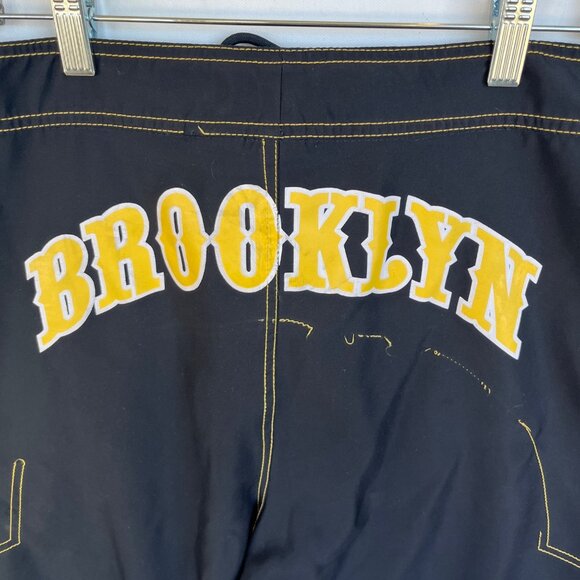 Brooklyn Men's 32 Shorts Black/Yellow Physical Science Surf Board Active Bottoms - Picture 2 of 15
